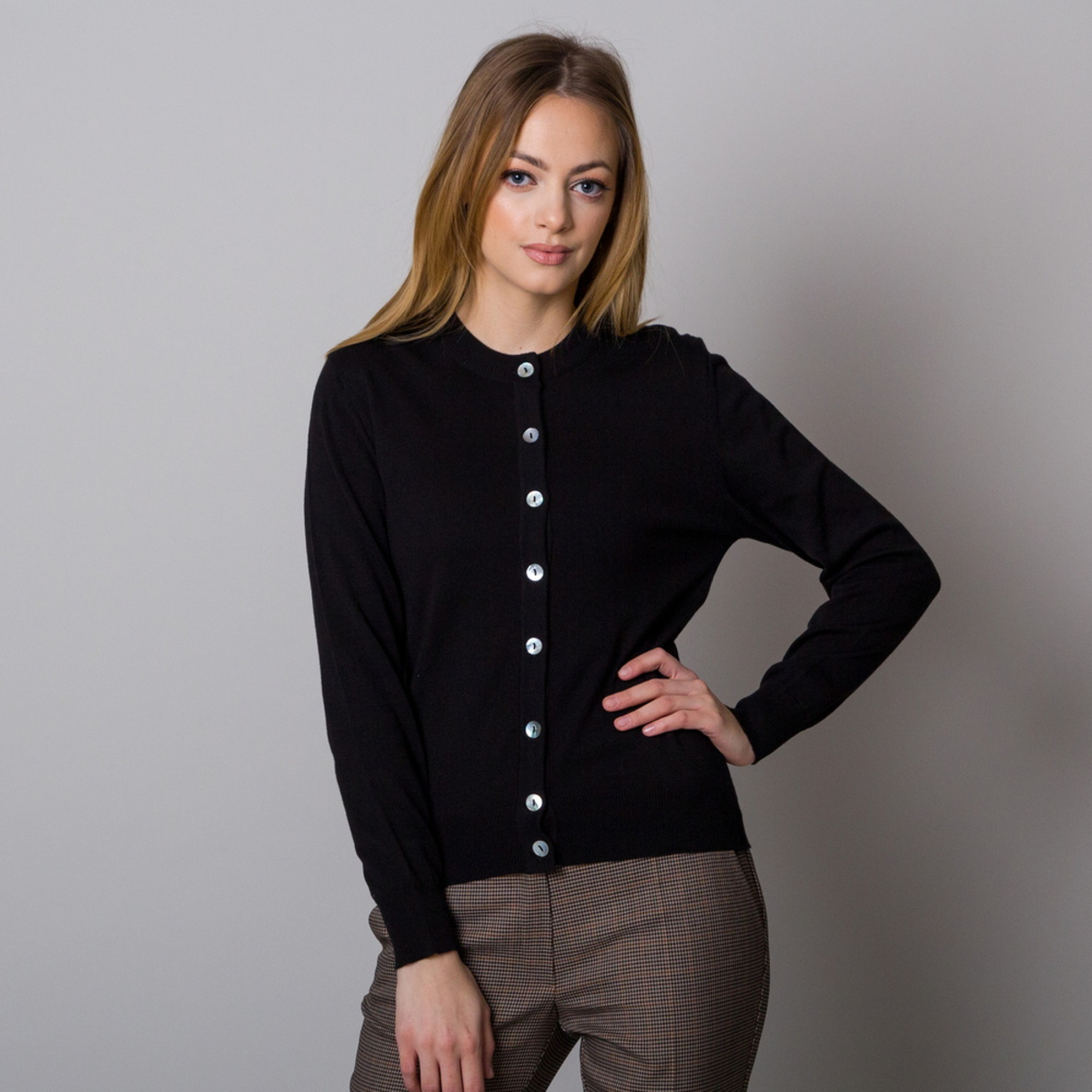schwarze-strickjacke-damen-698aqb-1.jpg